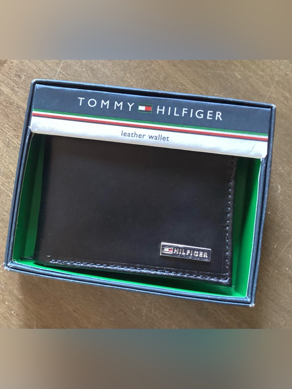 Tommy Hilfiger Black Leather Bi-Fold Wallet with Metal Logo in box